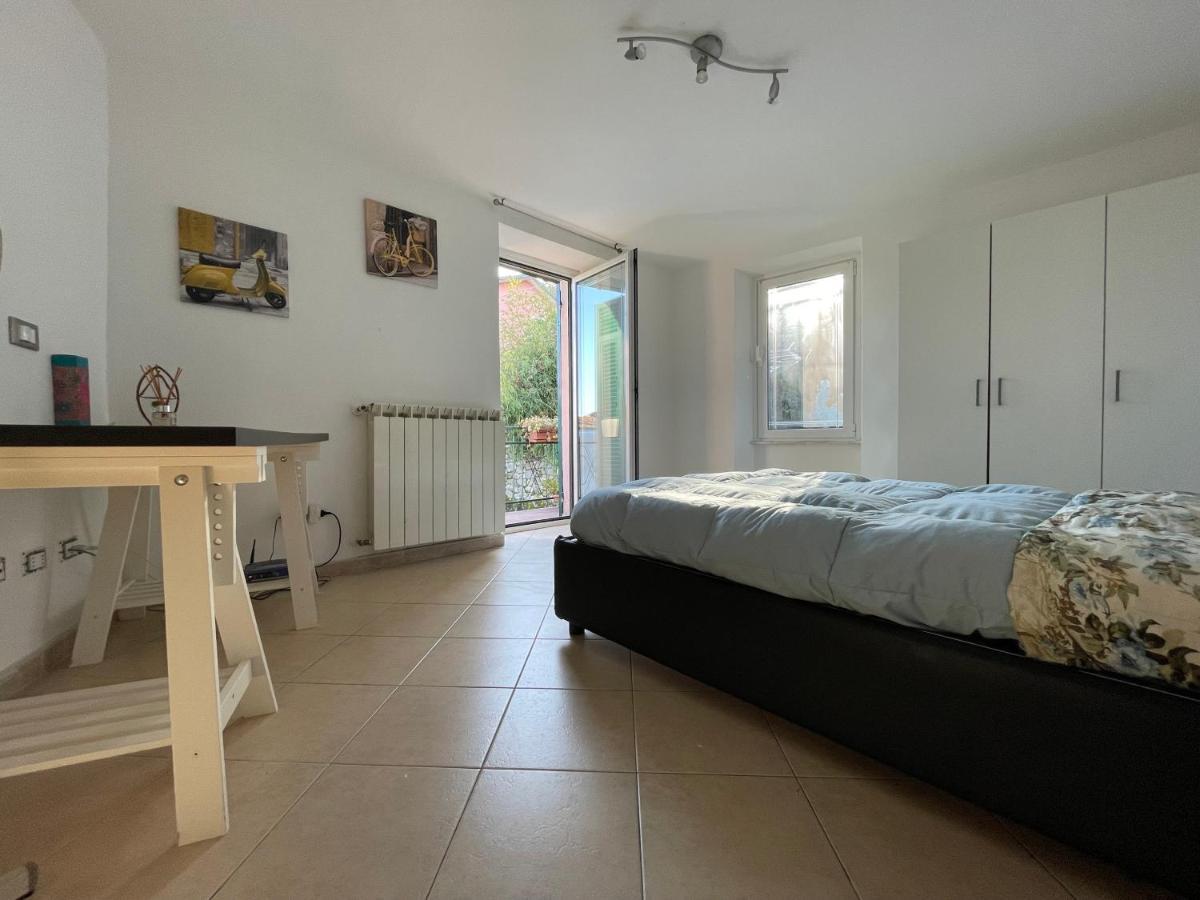 Tra Alpi Apuane E Cinque Terre.. Casetta Renata! Villa Valeriano Lunense Exteriör bild